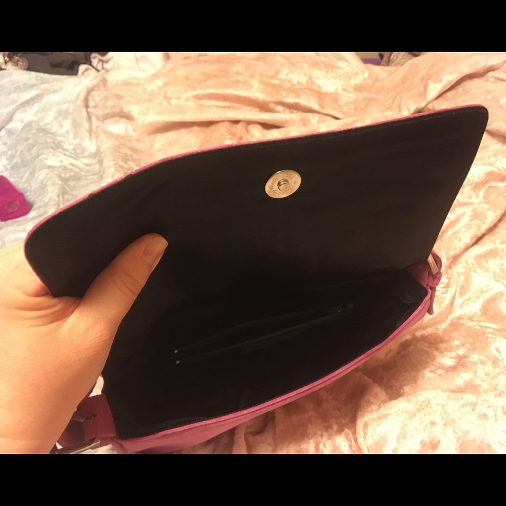 NWOT pink Suede mini BeBe Purse! - Picture 6 of 6